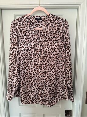 Jones New York Leopard Print Button-Front Blouse Size Large